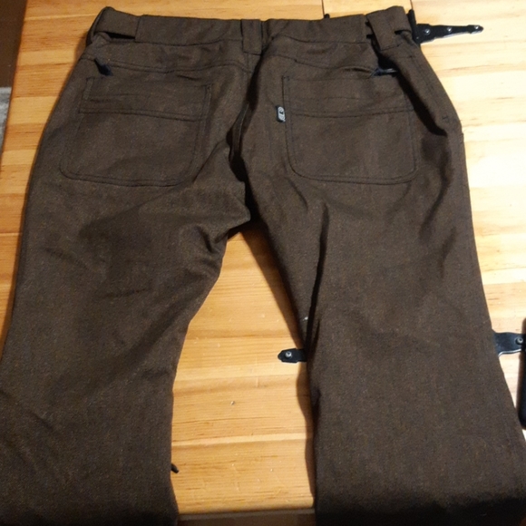 Airblaster brown snow pants - Picture 7 of 9